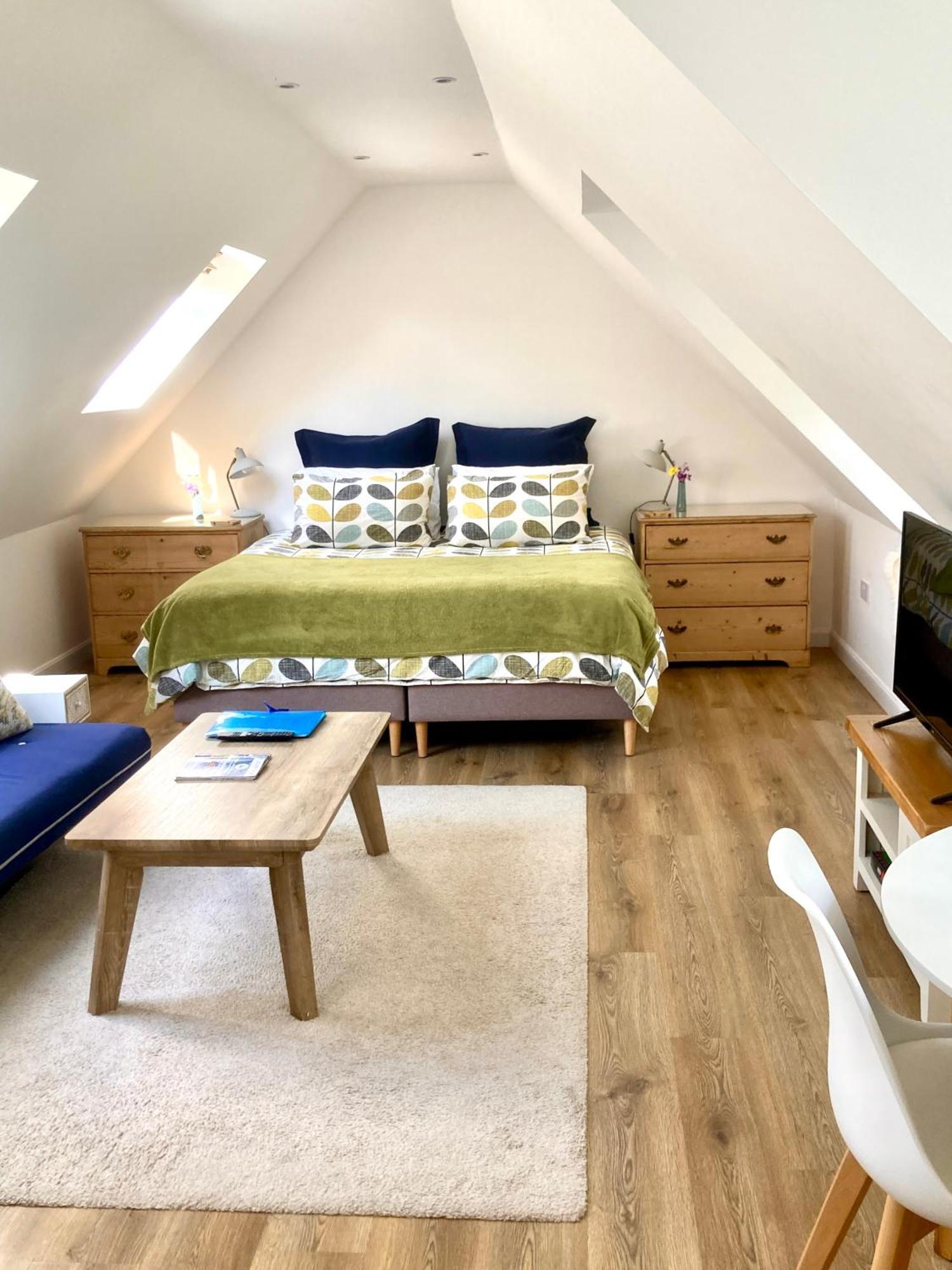 The Loft At Craiglea Apartment พิทลอครี ภายนอก รูปภาพ